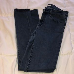 Levi’s 711 skinny jeans size 26